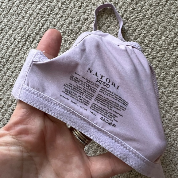 Natori Lace Bra - Picture 3 of 3